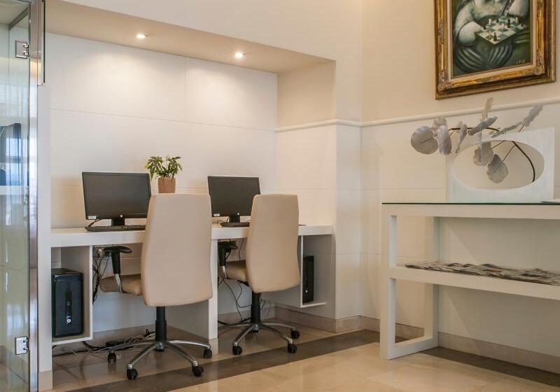 ホテル Eurostars Louxo Talaso