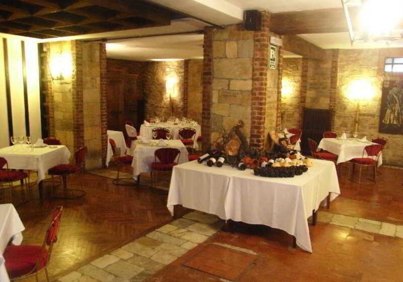 Отель Temple Ponferrada