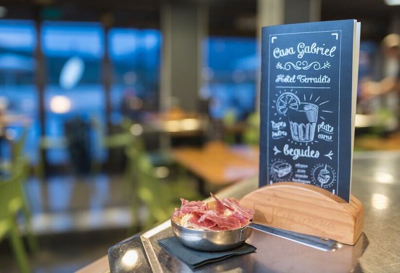 בית מלון כפרי Terradets