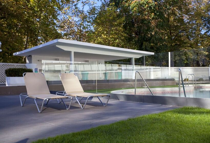 酒店 Tres Reyes Pamplona