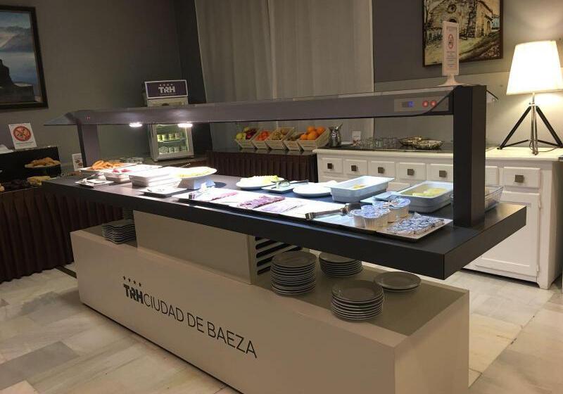 Отель Trh Ciudad De Baeza