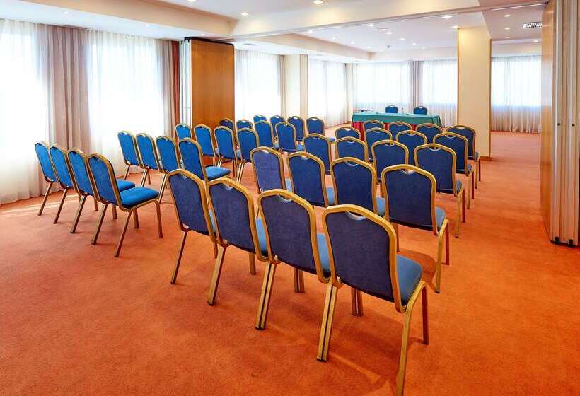 هتل Vigo Los Galeones Affiliated By Meliá