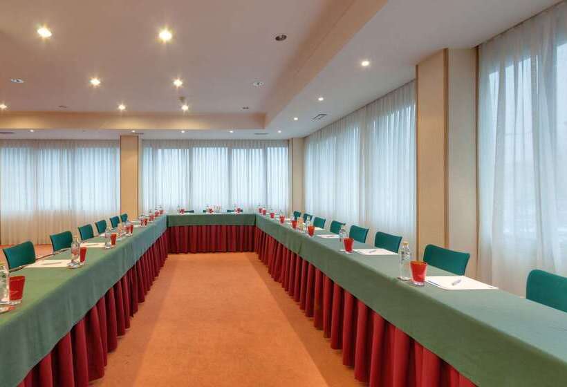 ホテル Vigo Los Galeones Affiliated By Meliá