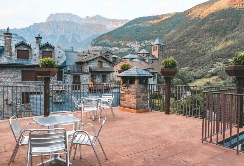 בית מלון כפרי Villa De Torla