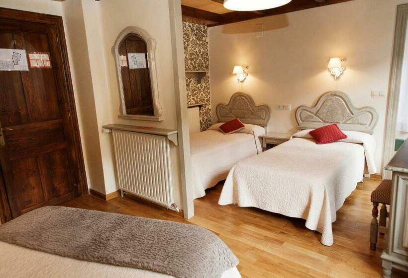 בית מלון כפרי Villa De Torla