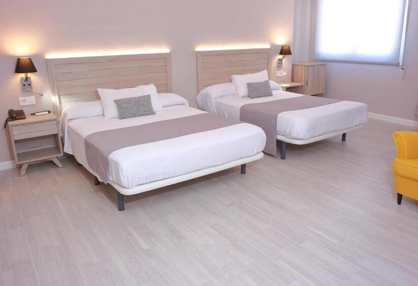 فندق Villa De Verín