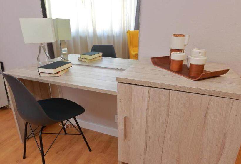 فندق Villa De Verín