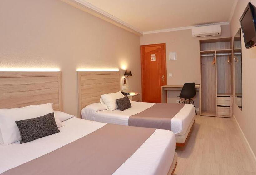 فندق Villa De Verín