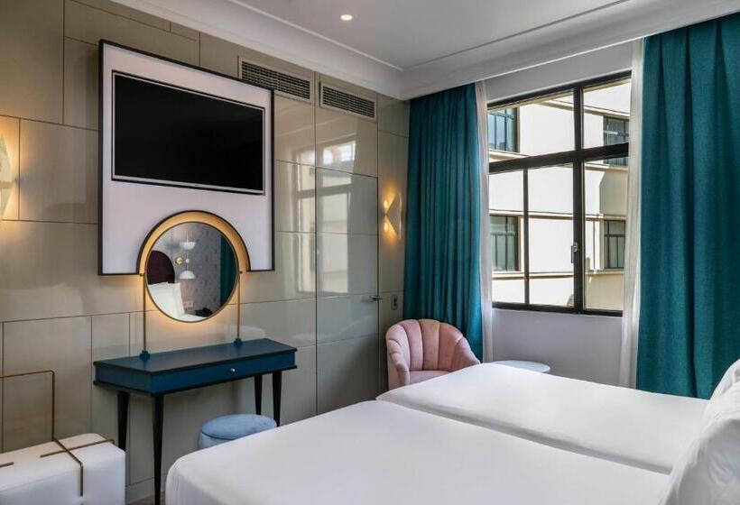 هتل Vincci Capitol