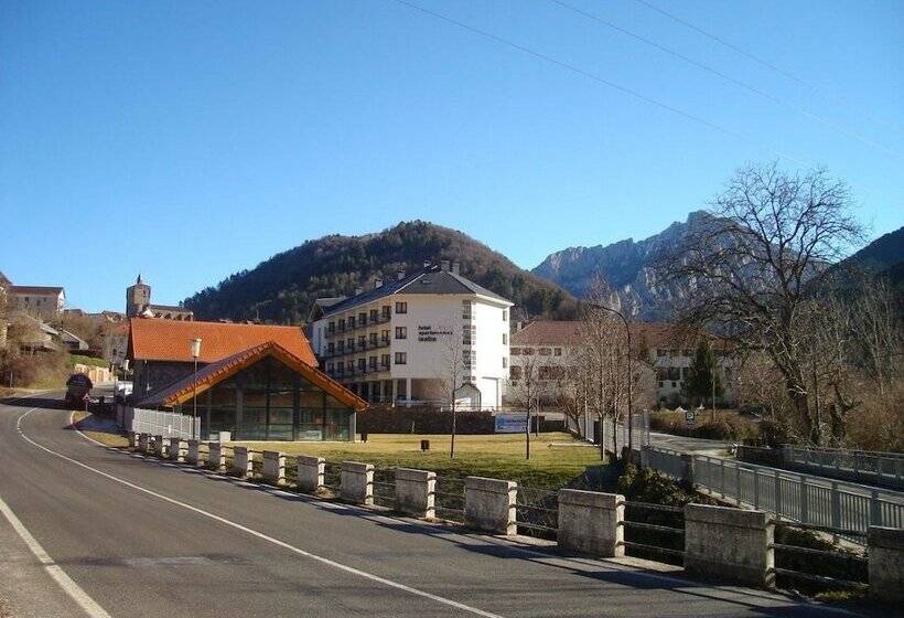 Hotel y Apartamentos Snö Isaba