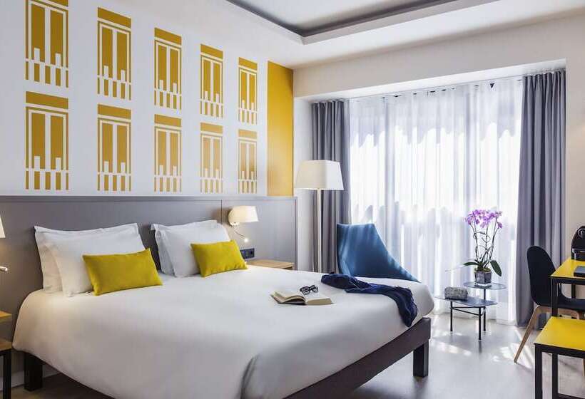 Motel One Madridplaza De España