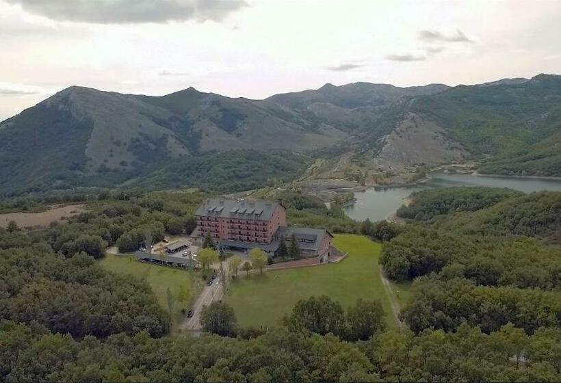 Parador De Cervera De Pisuerga