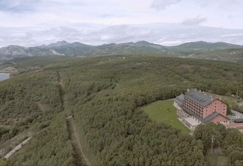 Parador De Cervera De Pisuerga