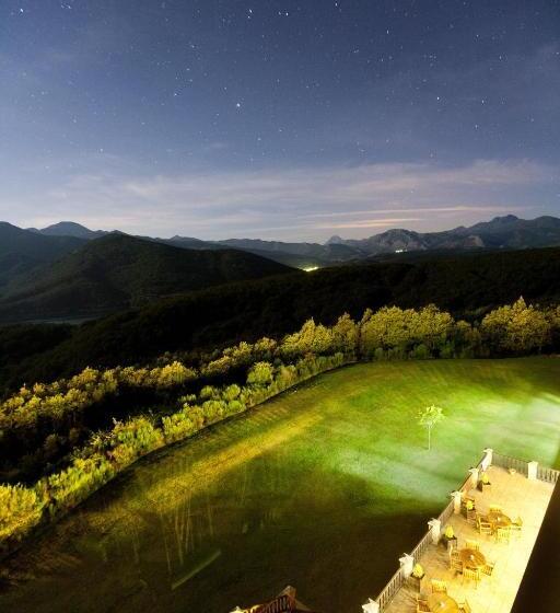 Parador De Cervera De Pisuerga