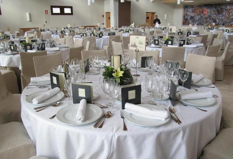 Parador De Villafranca Del Bierzo