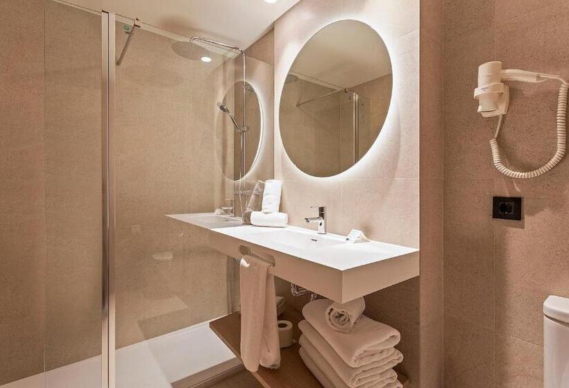 Rafaelhoteles Piramides