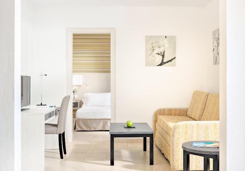 בית מלון כפרי H10 Suites Lanzarote Gardens