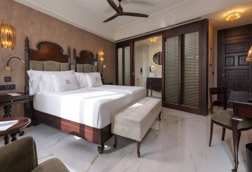 Santa Catalina, a Royal Hideaway Hotel  5*GL