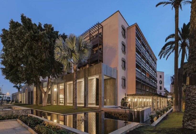 Santa Catalina, a Royal Hideaway Hotel  5*GL