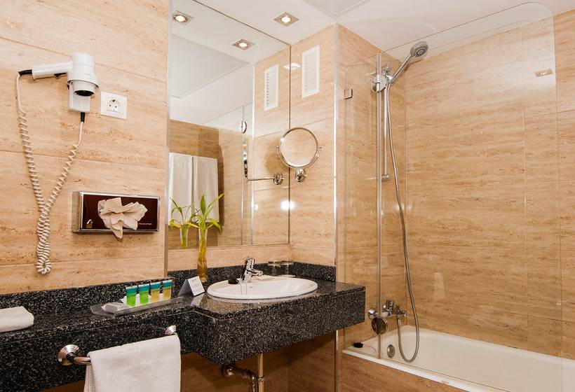 هتل Senator Barajas