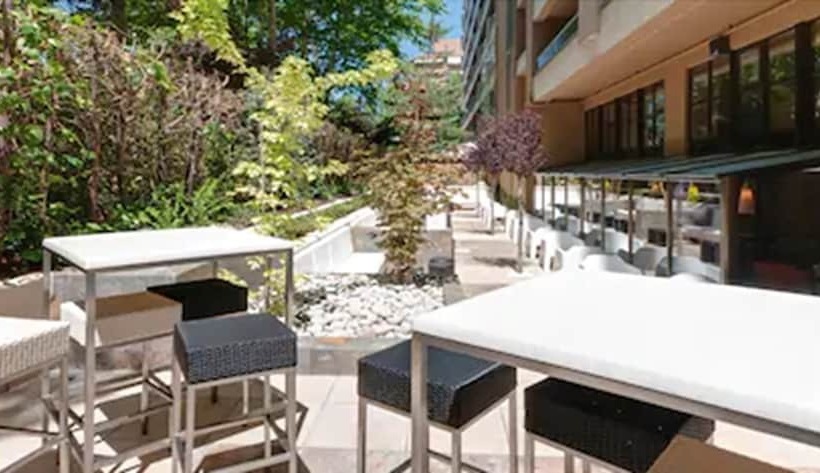 هتل Senator Barajas