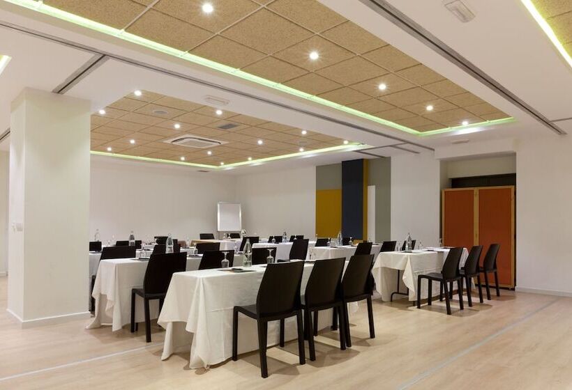 هتل Senator Barajas