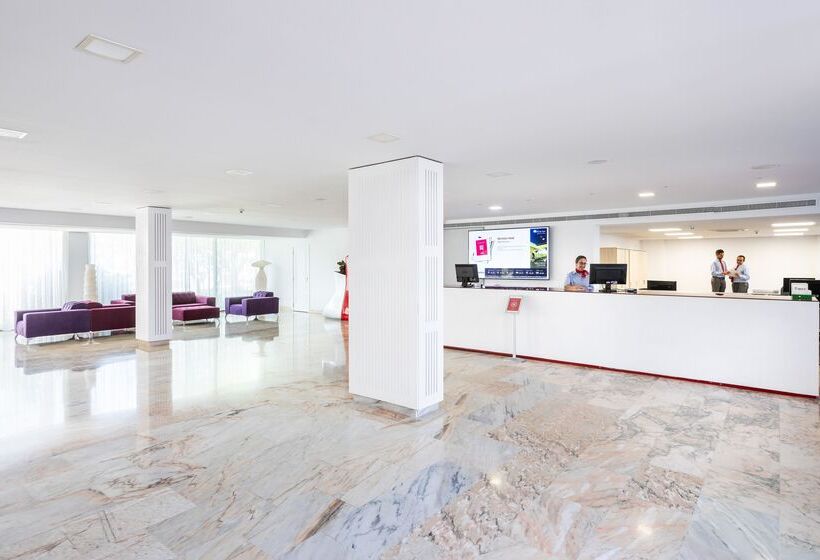 Alexandre Hotel La Siesta