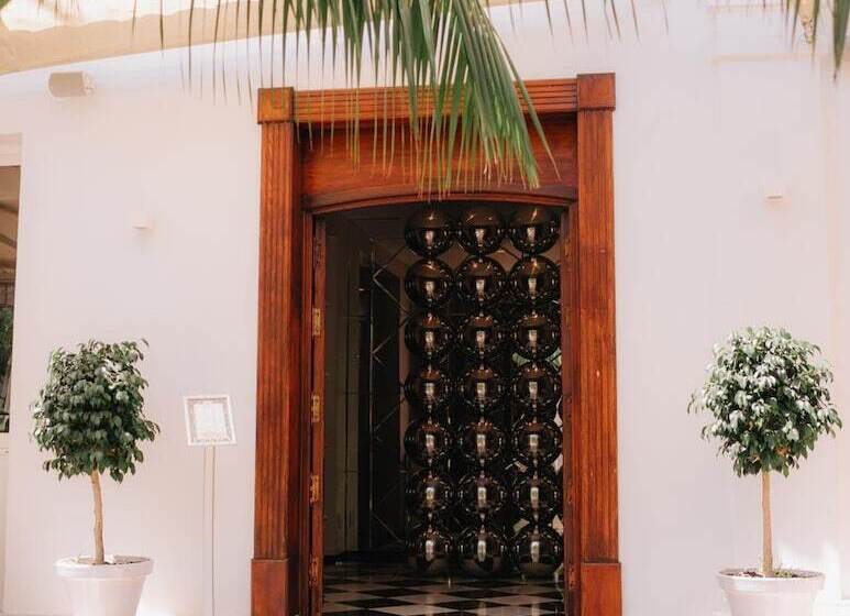 Aparthotel Monarque Sultán