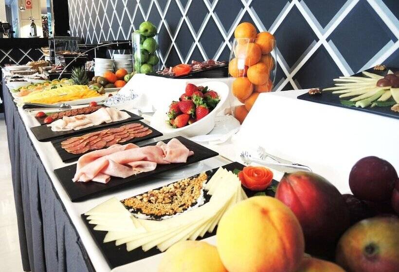 Aparthotel Monarque Sultán