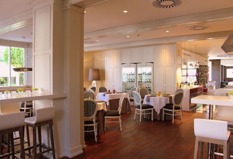 Aparthotel Monarque Sultán