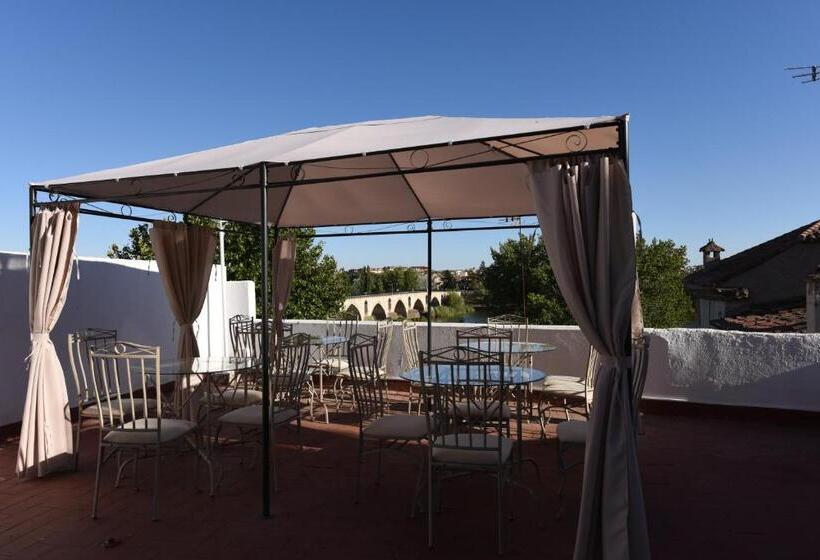 פונדק Hosteria Real De Zamora