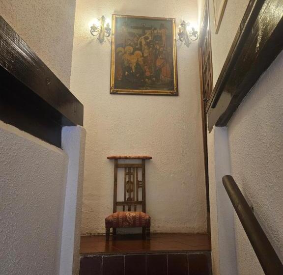 פונדק Hosteria Real De Zamora