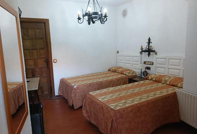 פונדק Hosteria Real De Zamora