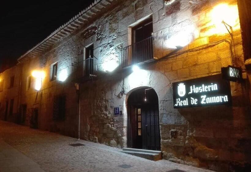 פונדק Hosteria Real De Zamora