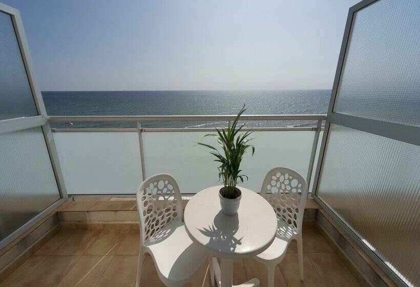 هتل 4r Miramar Calafell