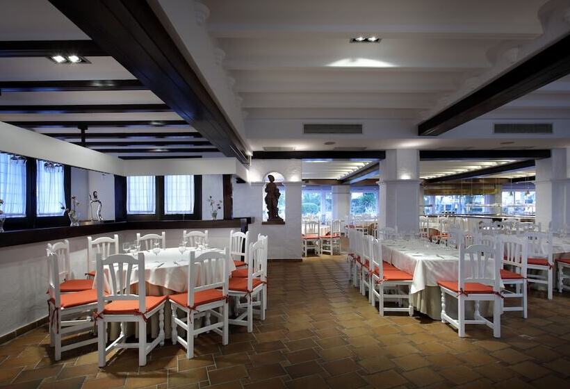 בית מלון כפרי Abades Benacazon