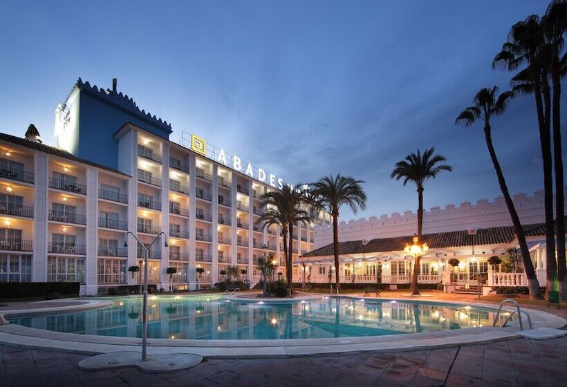 בית מלון כפרי Abades Benacazon