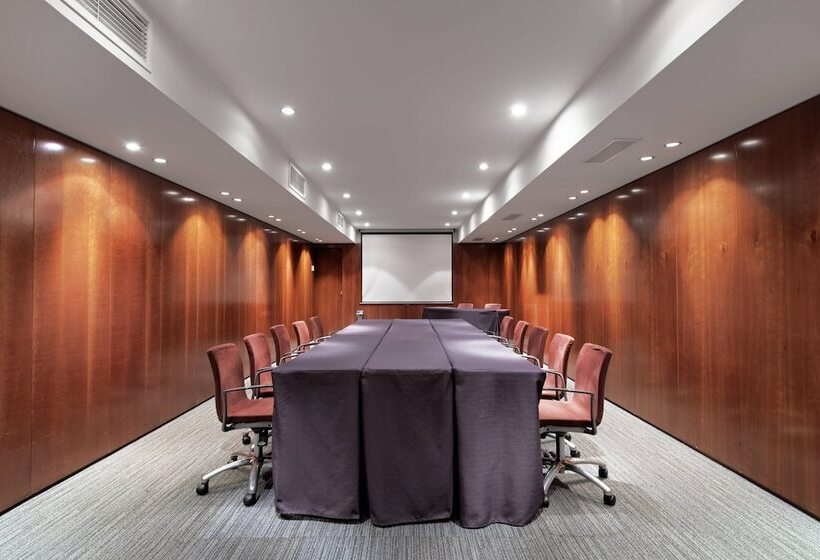 Ac Hotel Málaga Palacio By Marriott