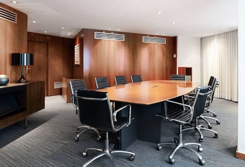 Ac Hotel Málaga Palacio By Marriott