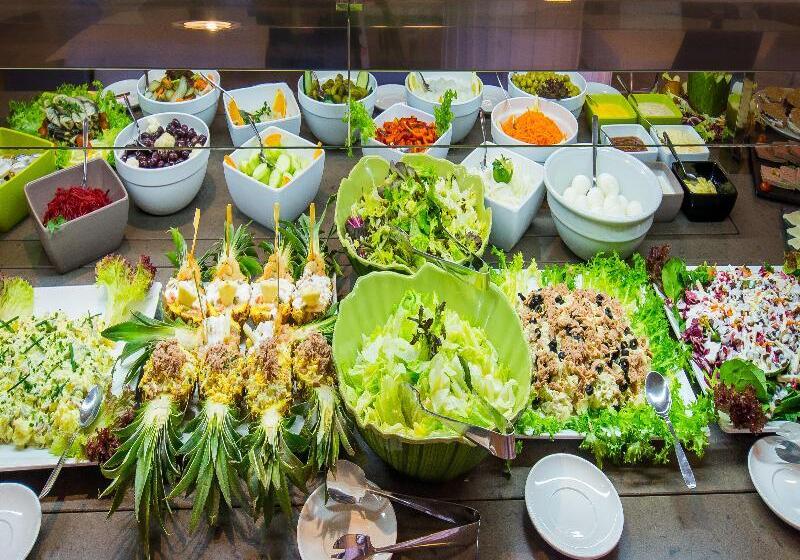 ホテル Golden Acqua Salou