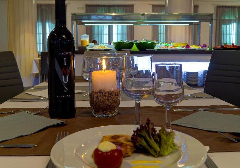 ホテル Golden Acqua Salou