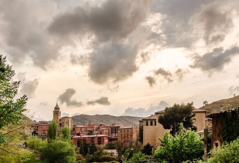 فندق Albarracin