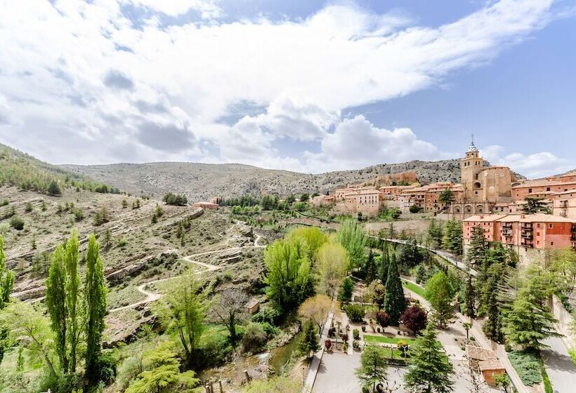 فندق Albarracin