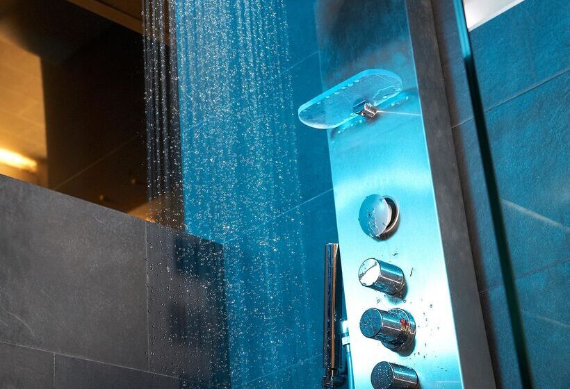 ホテル ALEGRIA Plaza Paris SUP