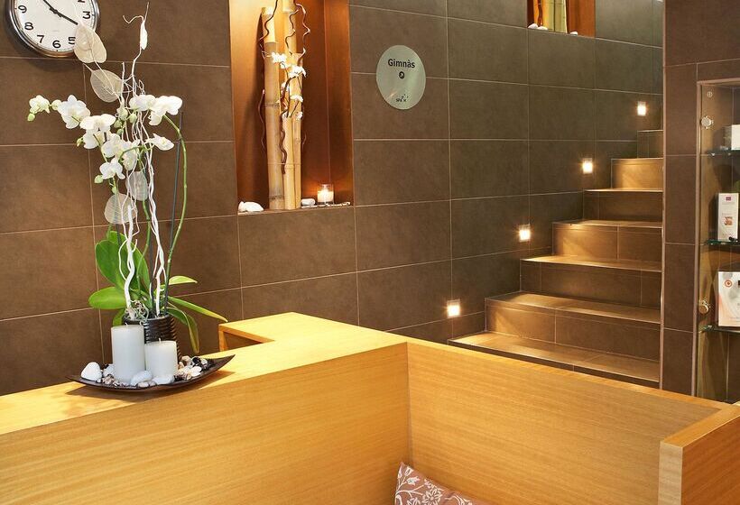 ホテル ALEGRIA Plaza Paris SUP