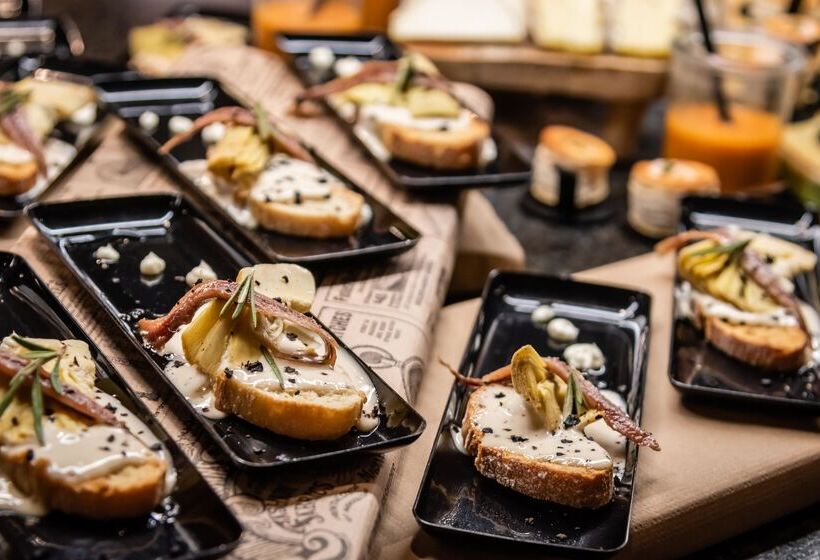 ホテル ALEGRIA Plaza Paris SUP