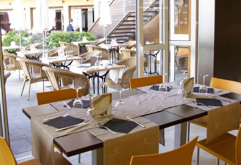 ホテル ALEGRIA Plaza Paris SUP