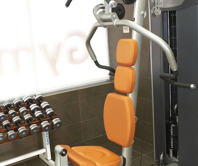 ホテル ALEGRIA Plaza Paris SUP