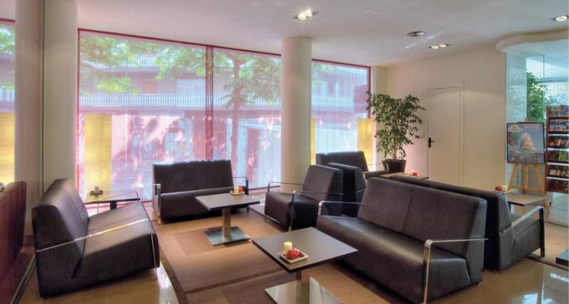 ホテル ALEGRIA Plaza Paris SUP