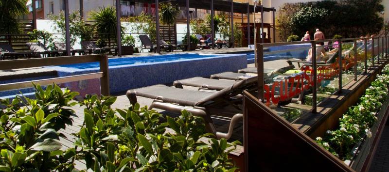 ホテル ALEGRIA Plaza Paris SUP